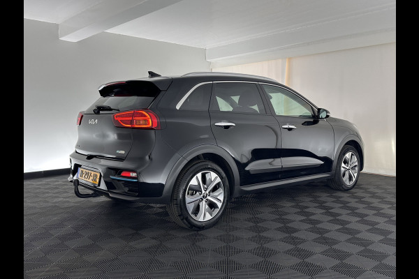 Kia e-Niro DynamicPlusLine 64 kWh { SOH-100% } (INCL-BTW) Aut.*PANO | LEATHER-FABRIC | FULL-LED | NAVI-FULLMAP | DAB+ | ADAPT.CRUISE | CAMERA | HEATED-COMFORTSEATS | KEYLESS | DIGI-COCKPIT | SHIFT-PADDLES | CARPLAY | LANE-ASSIST | 17"ALU*