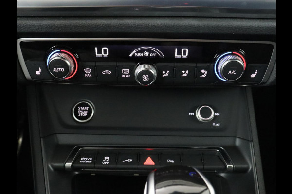 Audi Q3 45 TFSI e S edition | Stoelverwarming | Adaptive cruise | Carplay | 19'' | Virtual Cockpit | Sportstoelen | Half leder | Full LED | Parkeerhulp | PHEV | Plug In