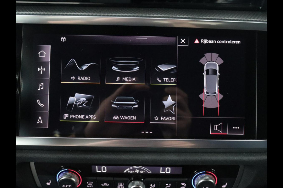 Audi Q3 45 TFSI e S edition | Stoelverwarming | Adaptive cruise | Carplay | 19'' | Virtual Cockpit | Sportstoelen | Half leder | Full LED | Parkeerhulp | PHEV | Plug In