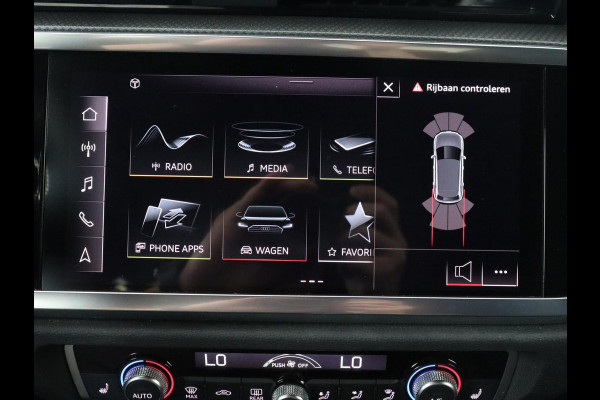 Audi Q3 45 TFSI e S edition | Stoelverwarming | Adaptive cruise | Carplay | 19'' | Virtual Cockpit | Sportstoelen | Half leder | Full LED | Parkeerhulp | PHEV | Plug In