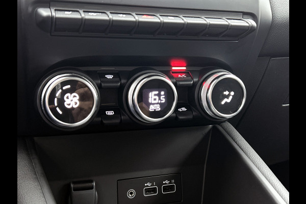 Renault Captur Techno 140PK / CAMERA / NAVI GROOT / 1500KG trekgewicht /PARK. SENSOREN V+A / STOELVERWARMING