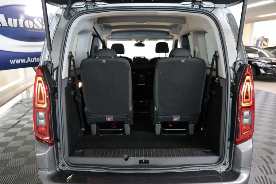 Opel Combo 1.5 Turbo Innovation 7pers AUTOM Carplay TREKH 360Cam Side/Lane-Assist '22