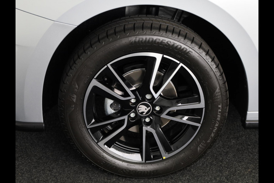 Škoda Fabia Monte Carlo 1.0 TSI 95 pk 5 versn. hand | Hill start |  Verwarmbare voorstoelen | Zwart dak