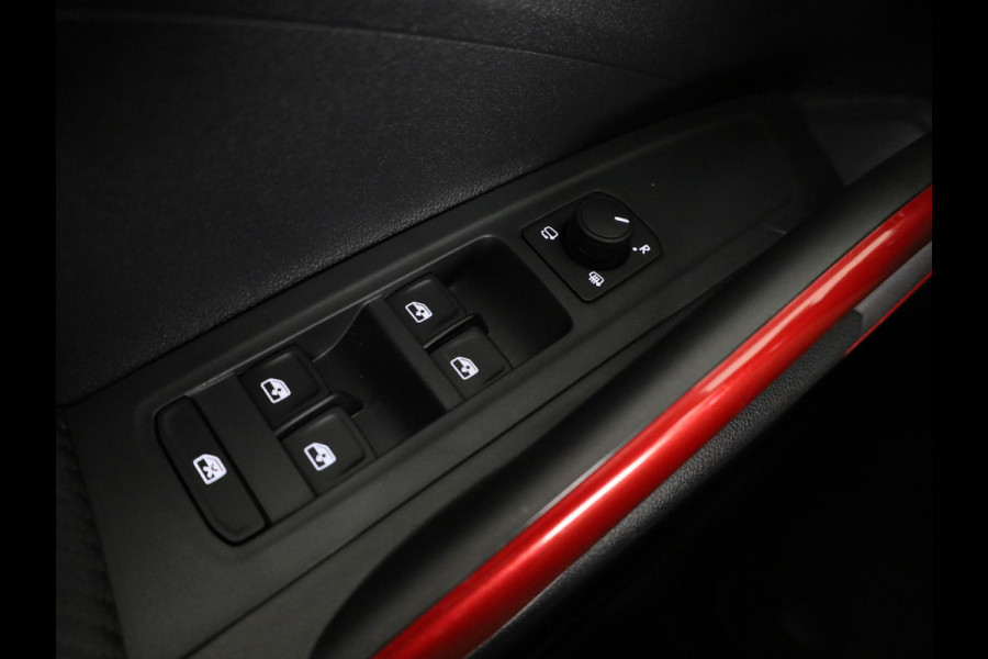 Škoda Fabia Monte Carlo 1.0 TSI 95 pk 5 versn. hand | Hill start |  Verwarmbare voorstoelen | Zwart dak