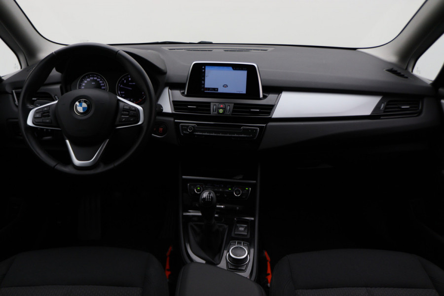 BMW 2 Serie Gran Tourer 216i 7p. High Executive Edition LED, Apple Carplay, Stoelverwarming, Climate, Cruise, PDC
