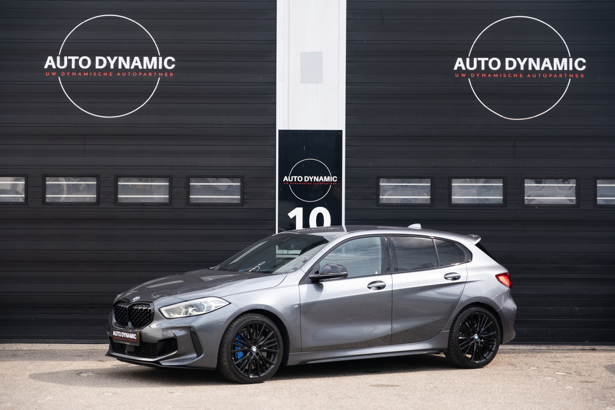 BMW 1-serie M135i xDrive High Executive BMW 1-serie M135i xDrive High Executive