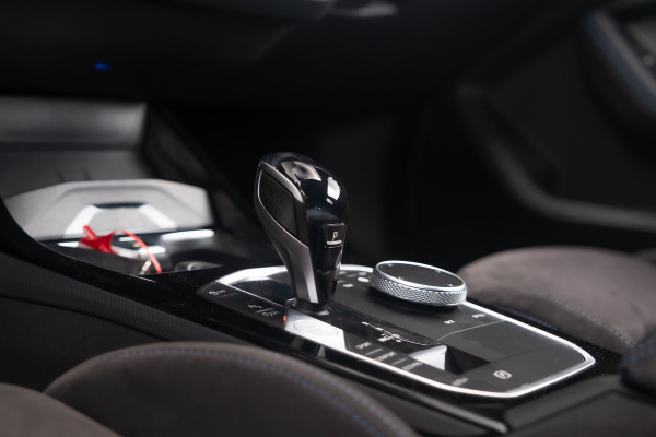 BMW 1-serie M135i xDrive High Executive