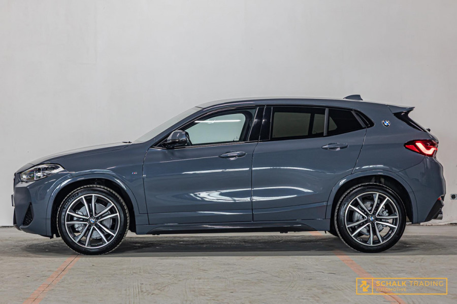 BMW X2 20i xDrive|M-sport|HUD|Dealer ond|Cam|Garantie|NW APK|
