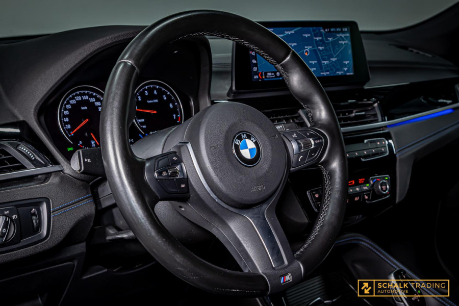 BMW X2 20i xDrive|M-sport|HUD|Dealer ond|Cam|Garantie|NW APK|