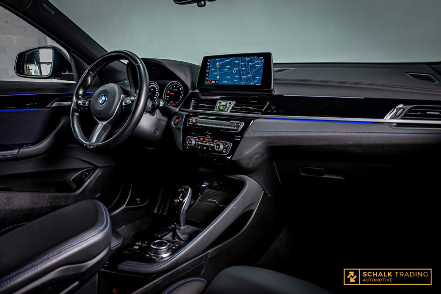 BMW X2 20i xDrive|M-sport|HUD|Dealer ond|Cam|Garantie|NW APK|