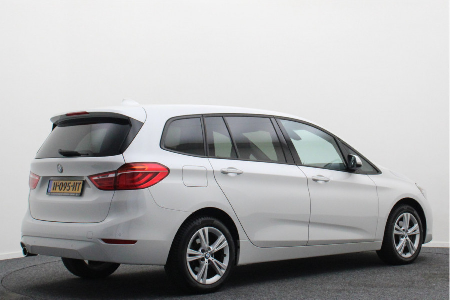BMW 2 Serie Gran Tourer 216i 7p. High Executive Edition LED, Apple Carplay, Stoelverwarming, Climate, Cruise, PDC