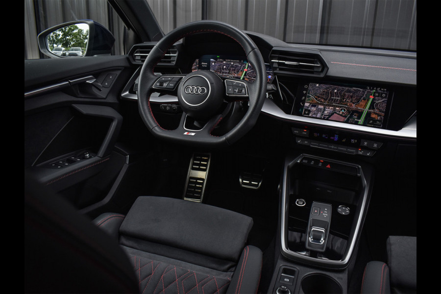 Audi A3 Limousine 35 TFSI S EDITION | NL-AUTO | PANORAMADAK | S-SEATS | B&O SOUND | LED | BLACK-OPTIC | ADAPTIVE CRUISE CONTROL