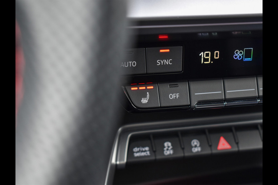 Audi A3 Limousine 35 TFSI S EDITION | NL-AUTO | PANORAMADAK | S-SEATS | B&O SOUND | LED | BLACK-OPTIC | ADAPTIVE CRUISE CONTROL