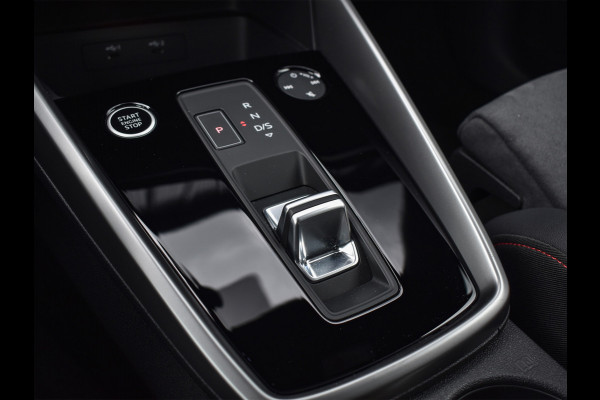 Audi A3 Limousine 35 TFSI S EDITION | NL-AUTO | PANORAMADAK | S-SEATS | B&O SOUND | LED | BLACK-OPTIC | ADAPTIVE CRUISE CONTROL