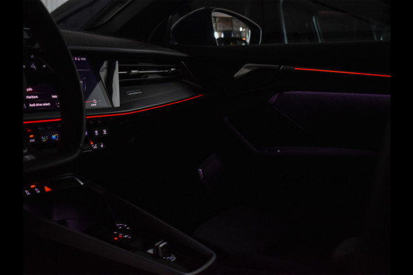 Audi A3 Limousine 35 TFSI S EDITION | NL-AUTO | PANORAMADAK | S-SEATS | B&O SOUND | LED | BLACK-OPTIC | ADAPTIVE CRUISE CONTROL