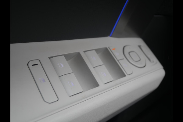 Kia EV3 GT-PlusLine 81.4 kWh | Cruise | Clima | Camera | Carplay | Navi | Stoelverwarming-ventilatie | Schuif-kanteldak |  Head-up display |