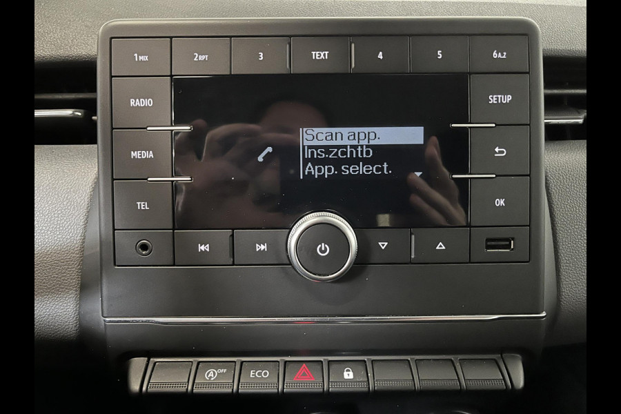 Renault Clio 1.0 TCe Life Navigatie Apple Carplay/Android Auto Dab Airco Cruise Control