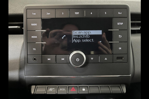 Renault Clio 1.0 TCe Life Navigatie Apple Carplay/Android Auto Dab Airco Cruise Control