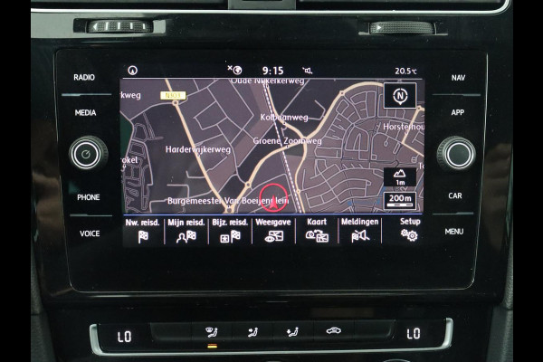 Volkswagen Golf 2.0 TDI R Line | Full LED | Adaptive cruise | Carplay | Sportstoelen | Virtual Cockpit | Verwarmde voorruit | Navigatie | Parkeerhulp