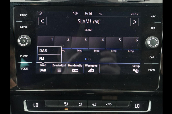 Volkswagen Golf 2.0 TDI R Line | Full LED | Adaptive cruise | Carplay | Sportstoelen | Virtual Cockpit | Verwarmde voorruit | Navigatie | Parkeerhulp