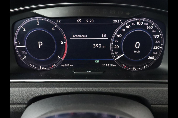 Volkswagen Golf 2.0 TDI R Line | Full LED | Adaptive cruise | Carplay | Sportstoelen | Virtual Cockpit | Verwarmde voorruit | Navigatie | Parkeerhulp