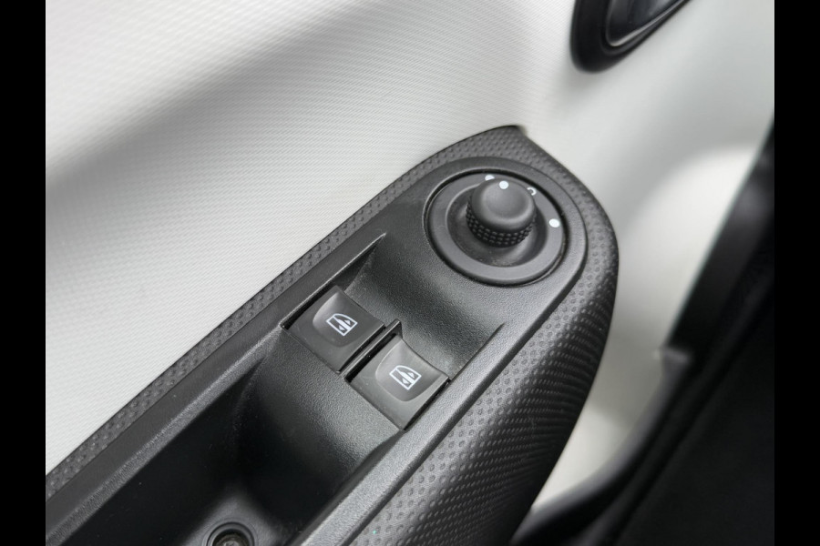 Renault Twingo 1.0 SCe Collection Airco,Dealer Onderhouden,2e Eigenaar,Elekt Ramen,Apk tot 06-2026