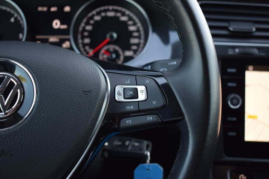 Volkswagen Golf 1.6 TDI Comfortline Business | Apple CarPlay | Adaptive | Climate