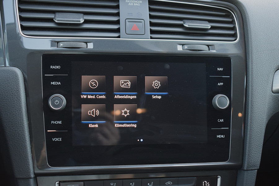 Volkswagen Golf 1.6 TDI Comfortline Business | Apple CarPlay | Adaptive | Climate