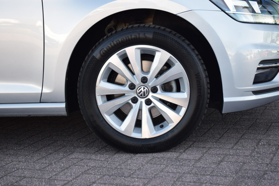 Volkswagen Golf 1.6 TDI Comfortline Business | Apple CarPlay | Adaptive | Climate