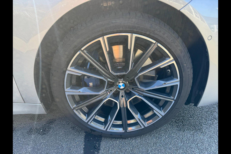 BMW 7 Serie 750d xDrive High Executive Bowers&Wilkens Leder Massage HUD