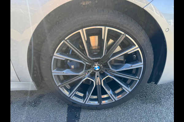 BMW 7 Serie 750d xDrive High Executive Bowers&Wilkens Leder Massage HUD