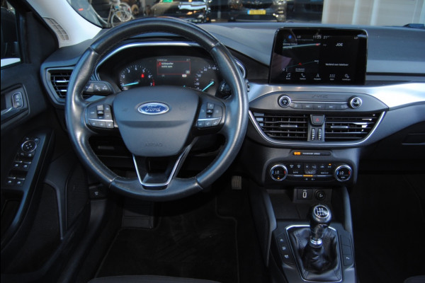 Ford Focus 1.0 EcoB. ST L. Bns