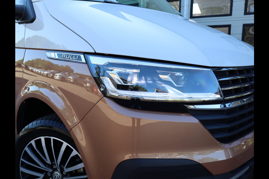Volkswagen Transporter 2.0 TDI 150pk Bulli - DC Leder - NL-Auto 1ste Eigenaar - Two Tone
