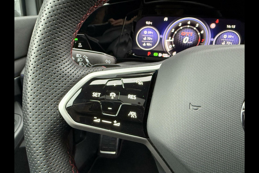 Volkswagen Golf 2.0 TSI GTI SCHUIFDAK Harman/Kardon
