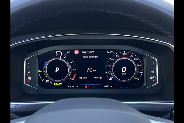 Volkswagen Tiguan 1.4 TSI eHybrid Elegance | Pano | Trekhaak | LED | Virtual Cockpit