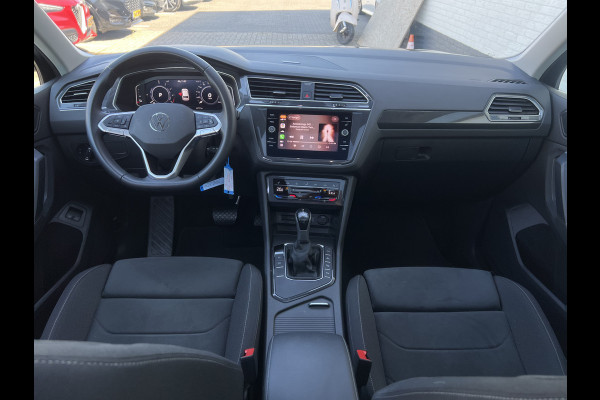 Volkswagen Tiguan 1.4 TSI eHybrid Elegance | Pano | Trekhaak | LED | Virtual Cockpit