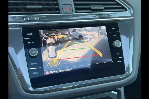 Volkswagen Tiguan 1.4 TSI eHybrid Elegance | Pano | Trekhaak | LED | Virtual Cockpit