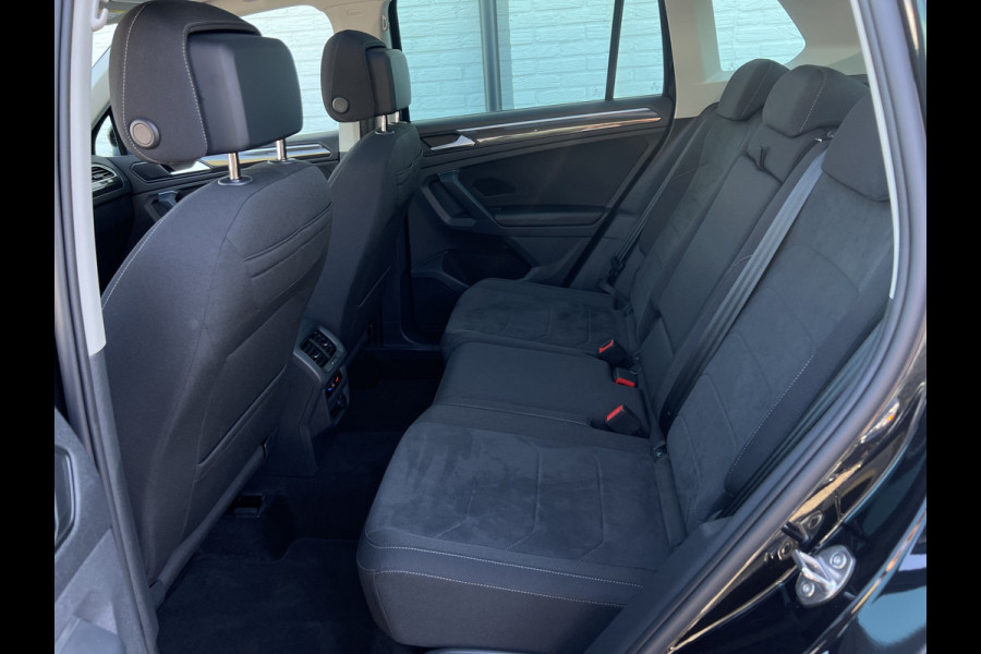 Volkswagen Tiguan 1.4 TSI eHybrid Elegance | Pano | Trekhaak | LED | Virtual Cockpit