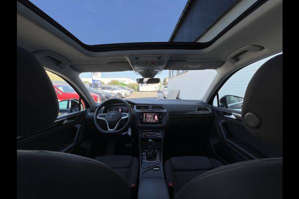 Volkswagen Tiguan 1.4 TSI eHybrid Elegance | Pano | Trekhaak | LED | Virtual Cockpit
