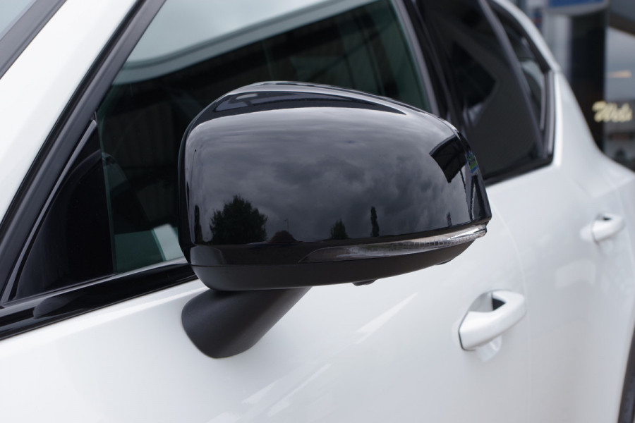 Volvo XC40 1.5 T4 Plug-In Hybrid Ultimate Dark 211 PK, 360 Camera, Leder-Alcantara, H/K Sound