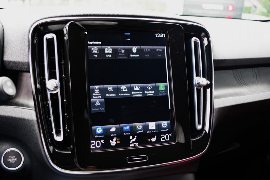 Volvo XC40 1.5 T4 Plug-In Hybrid Ultimate Dark 211 PK, 360 Camera, Leder-Alcantara, H/K Sound