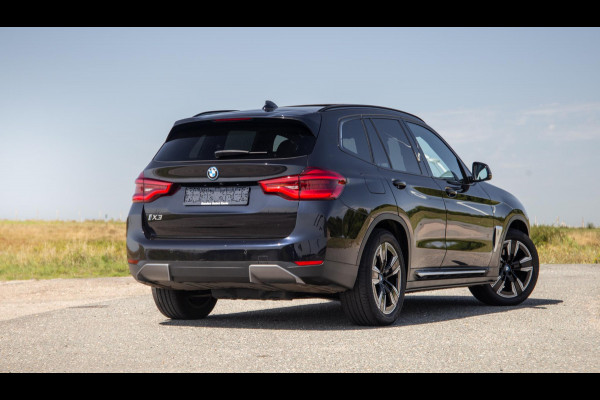 BMW iX3 High Executive 80 kWh PANORAMADAK / CARPLAY / BRUIN LEER / NAVI