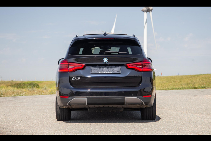 BMW iX3 High Executive 80 kWh PANORAMADAK / CARPLAY / BRUIN LEER / NAVI