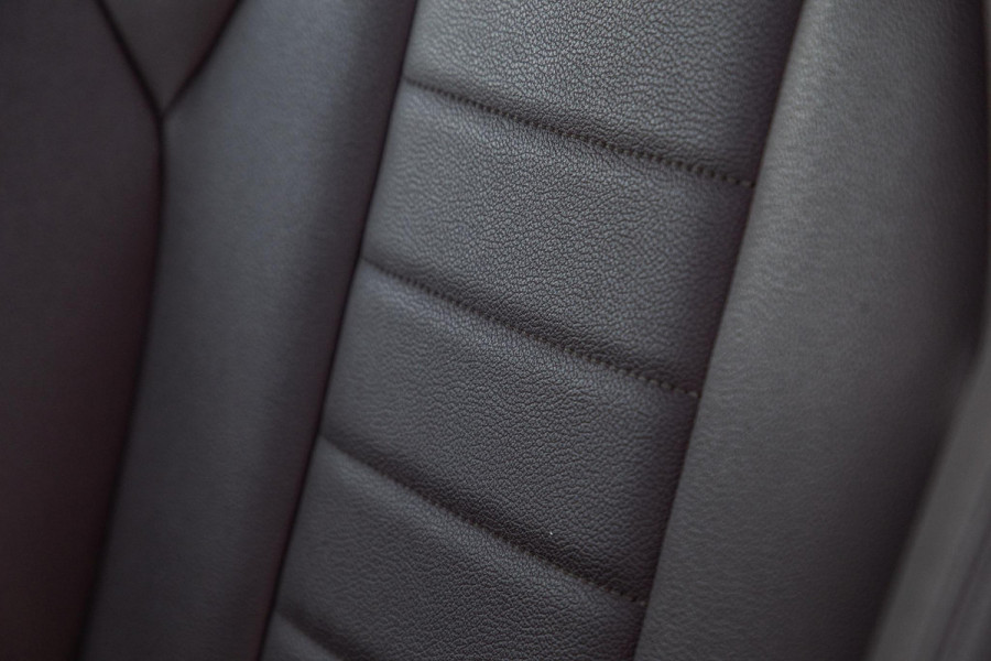 BMW iX3 High Executive 80 kWh PANORAMADAK / CARPLAY / BRUIN LEER / NAVI