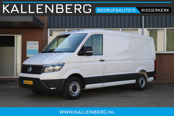 Volkswagen Crafter 35 2.0 TDI L3H2 trekgewicht 3 ton / App connect / Camera / Multi stuur
