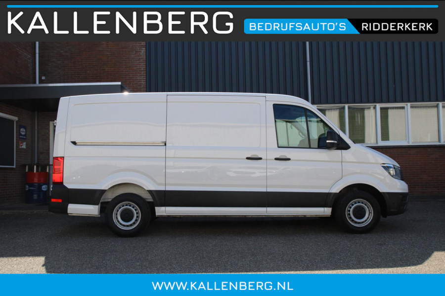 Volkswagen Crafter 35 2.0 TDI L3H2 trekgewicht 3 ton / App connect / Camera / Multi stuur