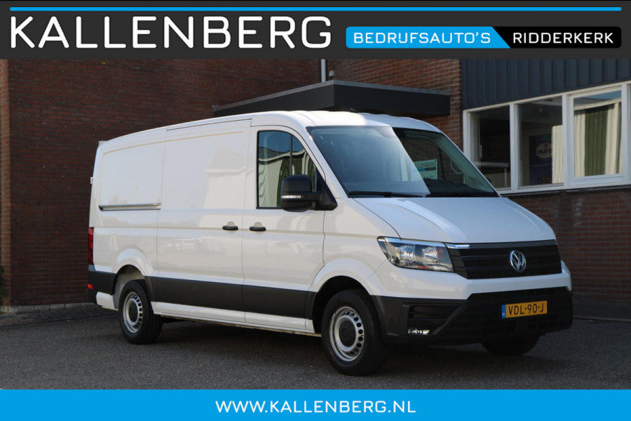 Volkswagen Crafter 35 2.0 TDI L3H2 trekgewicht 3 ton / App connect / Camera / Multi stuur