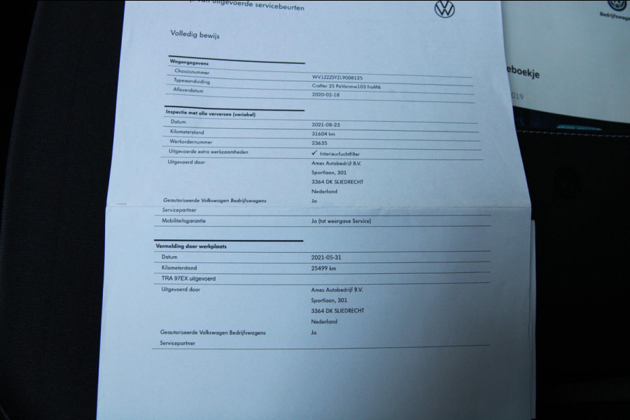 Volkswagen Crafter 35 2.0 TDI L3H2 trekgewicht 3 ton / App connect / Camera / Multi stuur