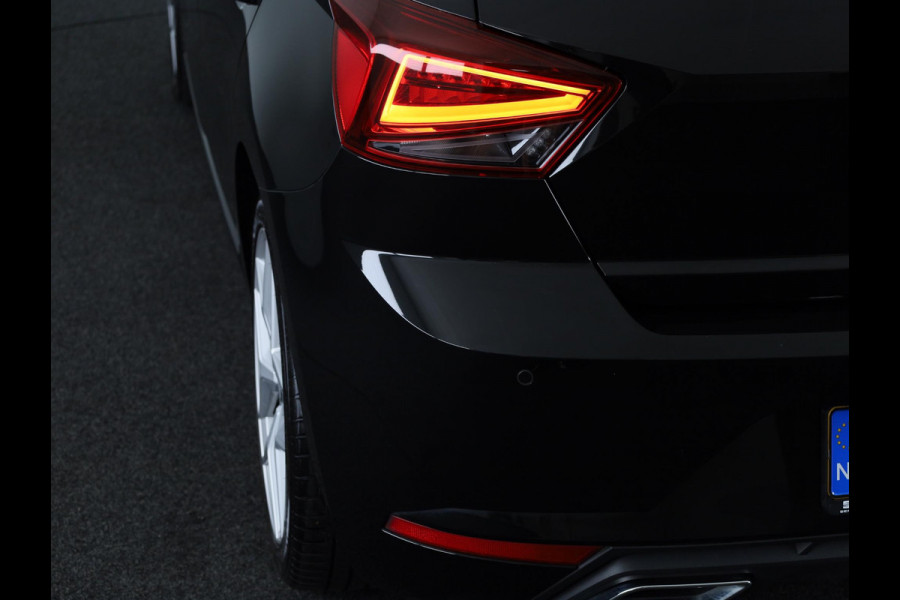 Seat Ibiza 1.0 TSI FR Business Intense 116pk | Navigatie | Led koplampen | Apple Carplay /- Andriod auto | 17 inch Lcihtmetalen velgen