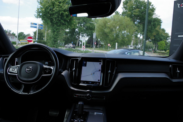 Volvo XC60 2.0 T8 AWD 409 PK Polestar Engineered PHEV, Panoramadak, Trekhaak, 360 Camera, H/K Sound, Winterpakket